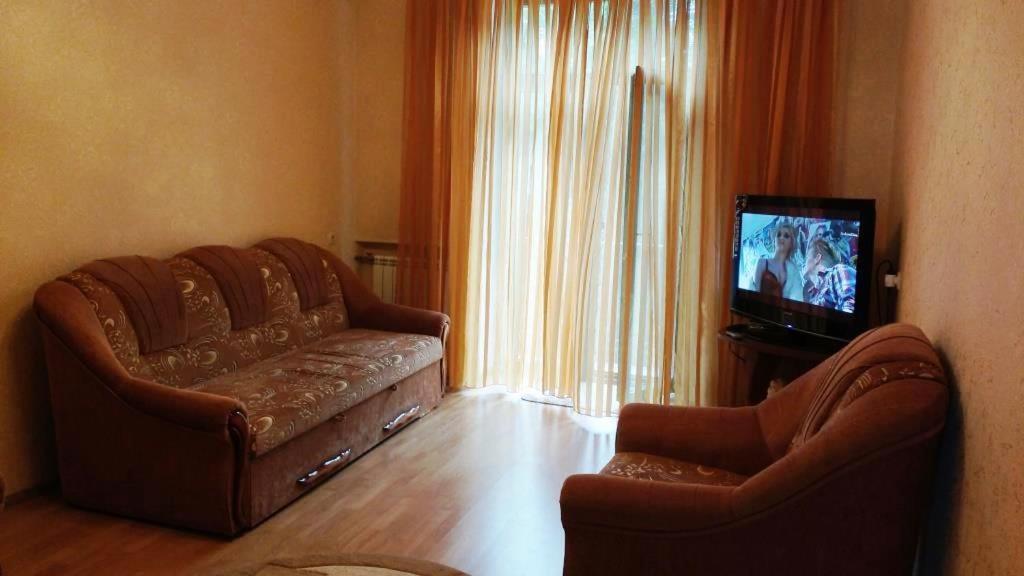 Комната В Двухкомнатной Apartment Kiev Bagian luar foto