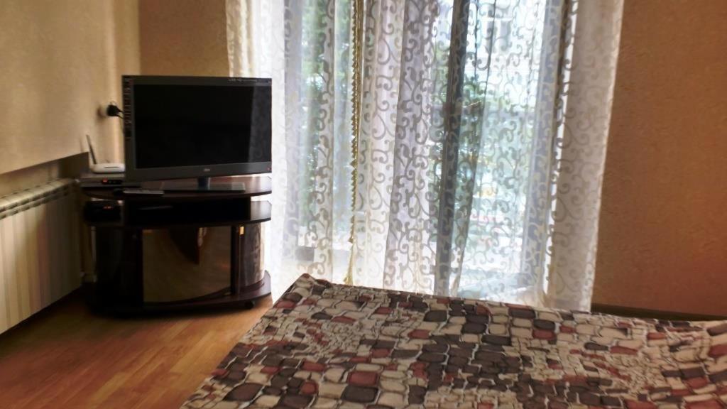 Комната В Двухкомнатной Apartment Kiev Bagian luar foto